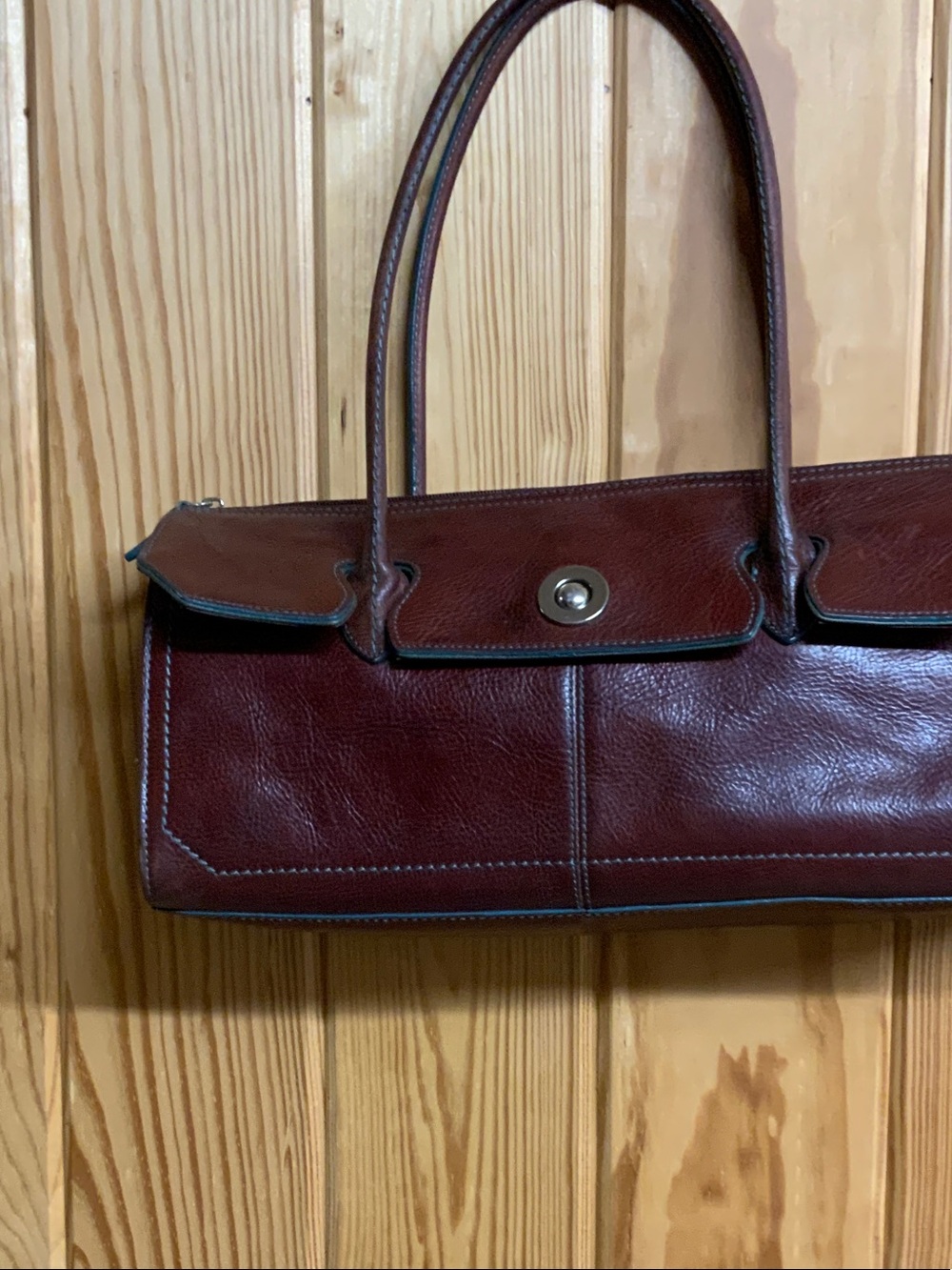 Wilsons Leather Burgundy Leather Shoulder Bag